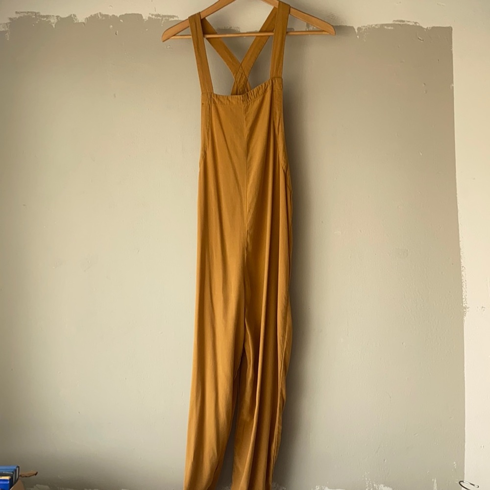 URBAN OUTFITTER MUSTARD YELLOW JUMPSUIT
